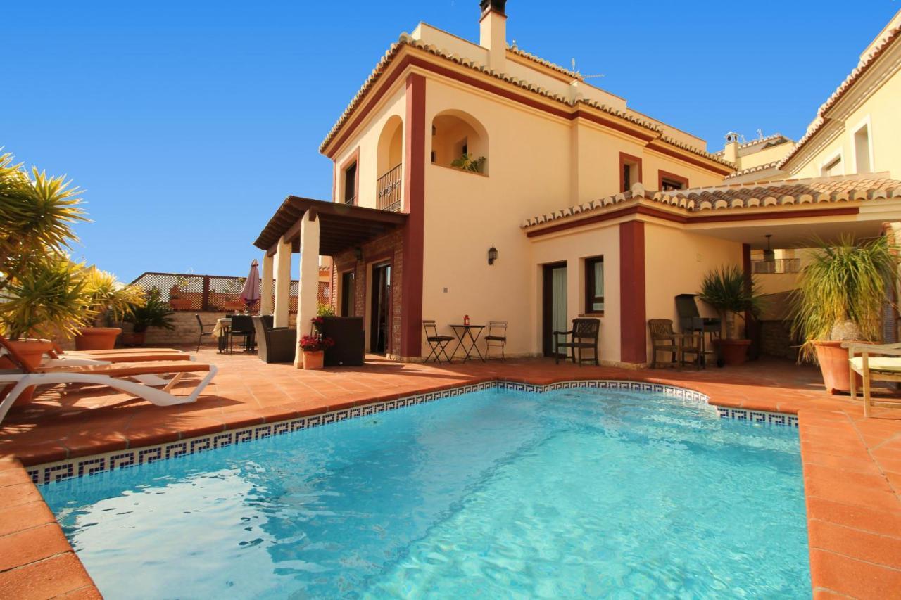 Laura Spainsunrentals 1033 Villa Nerja